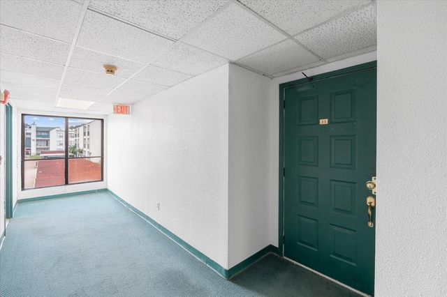 2830 S Bartell Drive 25, Houston, TX 77054