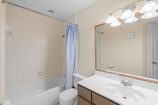 2830 S Bartell Drive 25, Houston, TX 77054