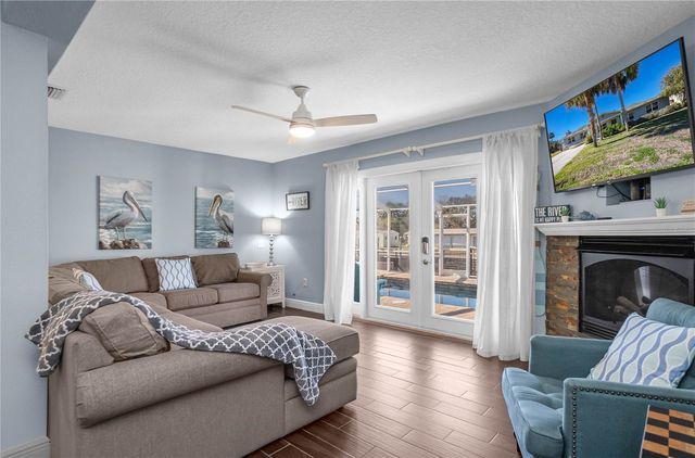 3956 N TIMUCUA POINT, Crystal River, FL 34428