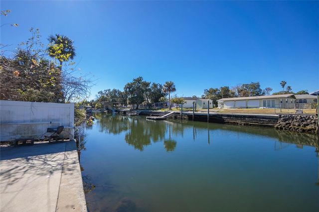 3956 N TIMUCUA POINT, Crystal River, FL 34428