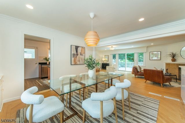 132 Haddon Pl, Montclair Twp., NJ 07043