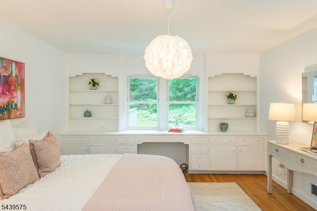 132 Haddon Pl, Montclair Twp., NJ 07043