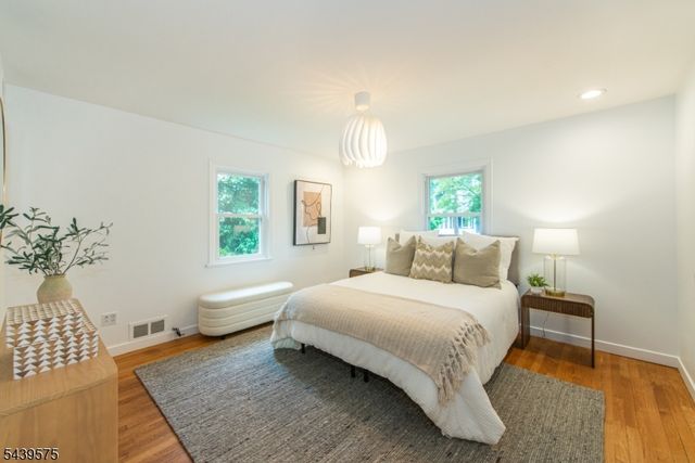 132 Haddon Pl, Montclair Twp., NJ 07043
