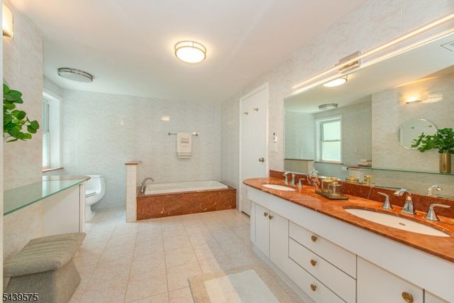132 Haddon Pl, Montclair Twp., NJ 07043