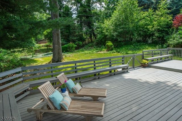 132 Haddon Pl, Montclair Twp., NJ 07043