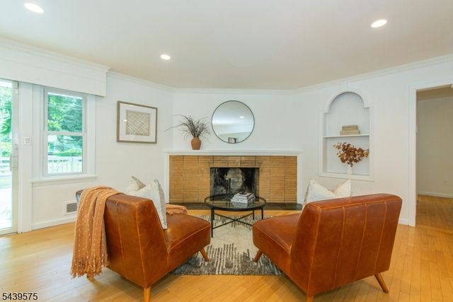 132 Haddon Pl, Montclair Twp., NJ 07043