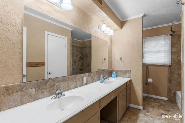 4512 MEADOWBROOK DRIVE, Wichita Falls, TX 76308