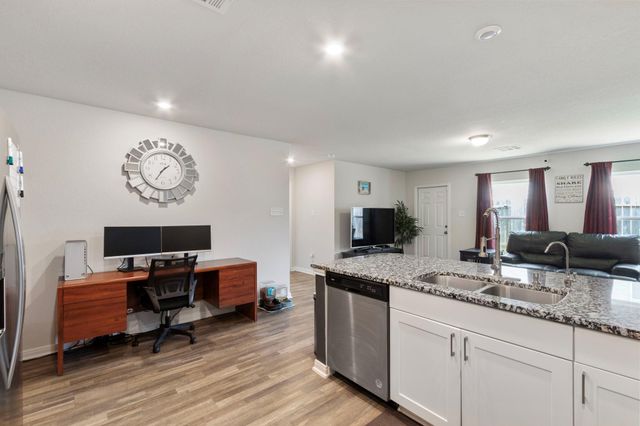 15523 Taylorcrest Drive, Conroe, TX 77306