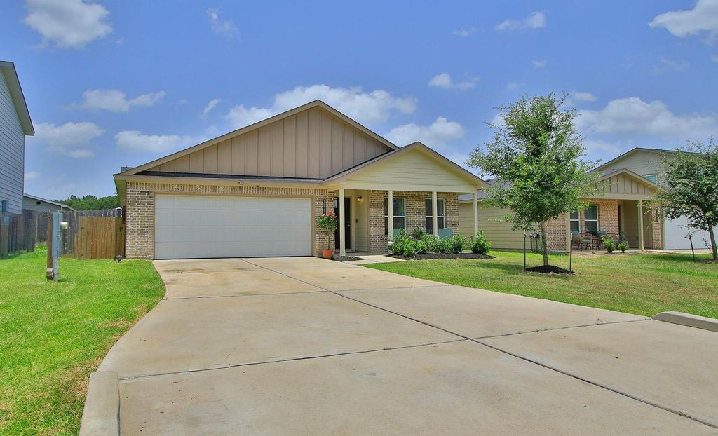 15523 Taylorcrest Drive, Conroe, TX 77306
