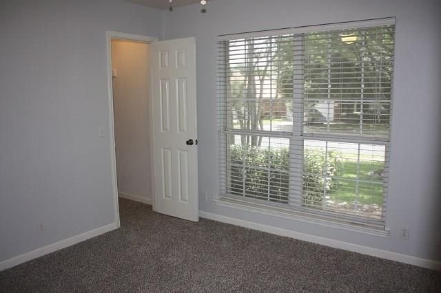 8104 Hawick DR, Round Rock, TX 78681