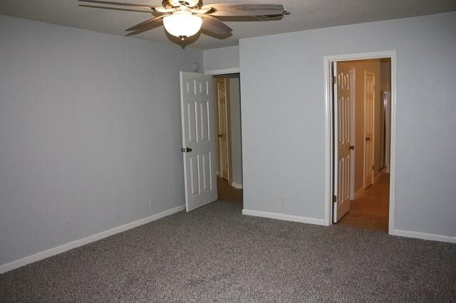 8104 Hawick DR, Round Rock, TX 78681