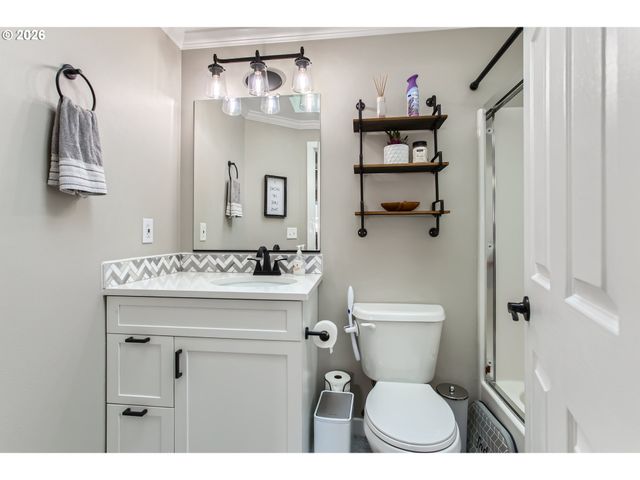 371 Se 7TH Ave, Canby, OR 97013