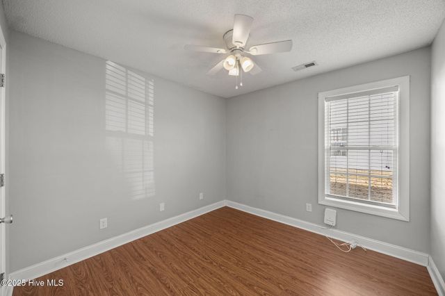 2320 Saddleback Drive B, Winterville, NC 28590