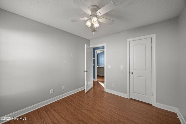 2320 Saddleback Drive B, Winterville, NC 28590