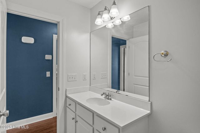 2320 Saddleback Drive B, Winterville, NC 28590