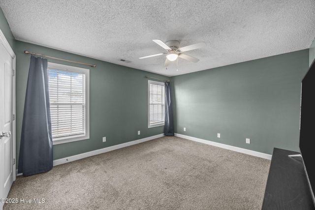 2320 Saddleback Drive B, Winterville, NC 28590