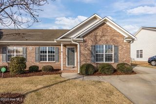 2320 Saddleback Drive B, Winterville, NC 28590