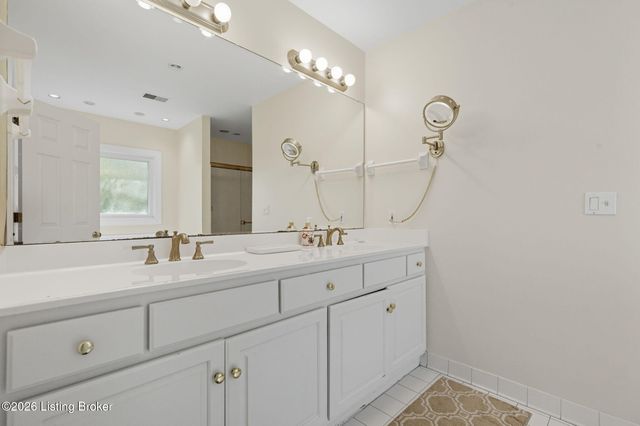 6905 Cabot Ct, Prospect, KY 40059