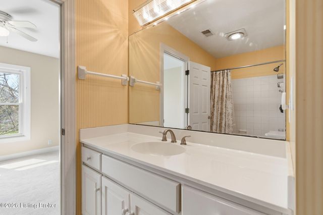 6905 Cabot Ct, Prospect, KY 40059