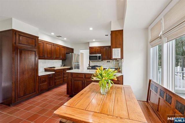 300 Briarwood Drive, Wyckoff, NJ 07481