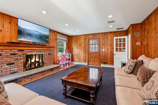 300 Briarwood Drive, Wyckoff, NJ 07481