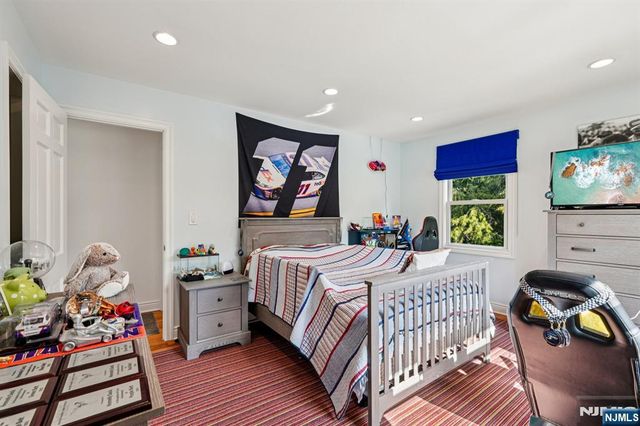 300 Briarwood Drive, Wyckoff, NJ 07481