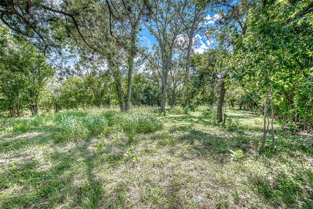 722 S Lbj DR, San Marcos, TX 78666