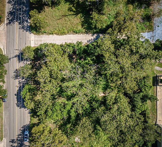 722 S Lbj DR, San Marcos, TX 78666