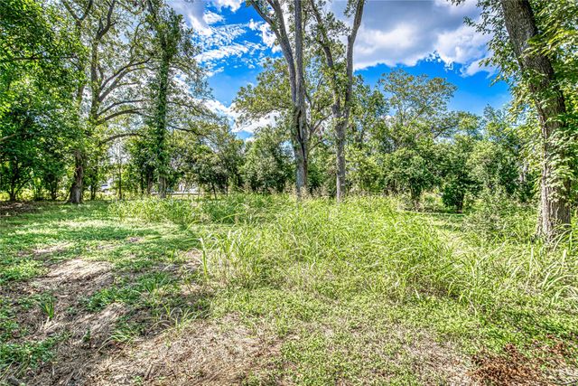722 S Lbj DR, San Marcos, TX 78666