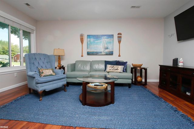 29530 South River Street, Harrison Twp, MI 48043