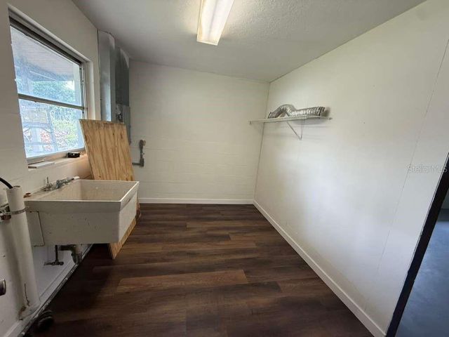 345 S VENICE BOULEVARD, Venice, FL 34293