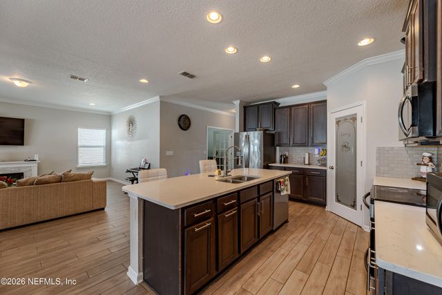 10077 KIT FOX Parkway, Jacksonville, FL 32222