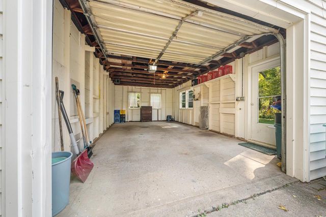 1322 POWERS STREET, Oshkosh, WI 54901