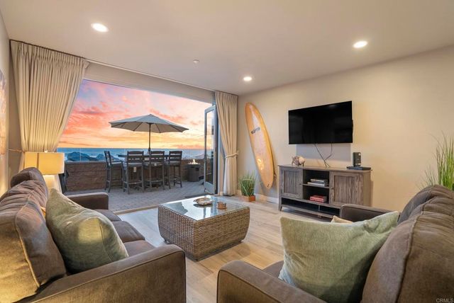 700 S The Strand 102, Oceanside, CA 92054
