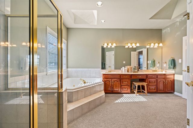 1077 Cardinal Drive, Bartonville, TX 76226