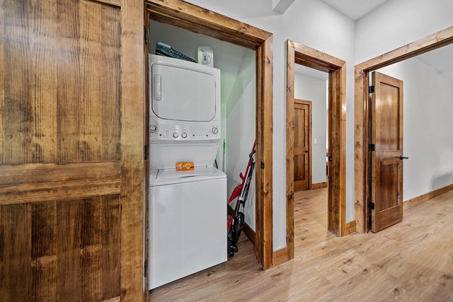 523 Tall Timbers Way, Hollister, MO 65672