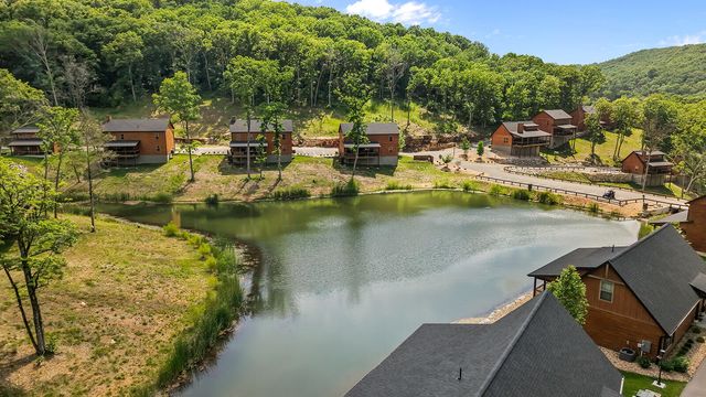 523 Tall Timbers Way, Hollister, MO 65672