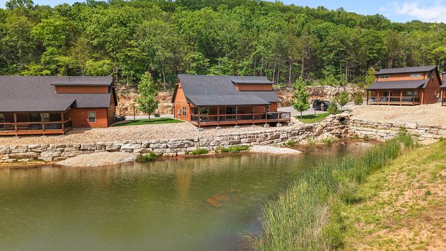 523 Tall Timbers Way, Hollister, MO 65672