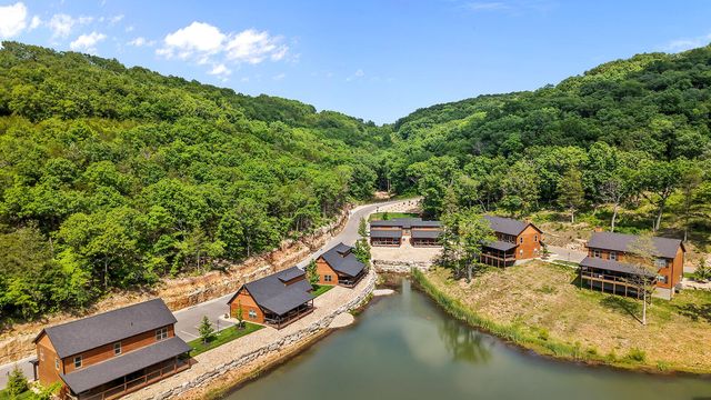 523 Tall Timbers Way, Hollister, MO 65672