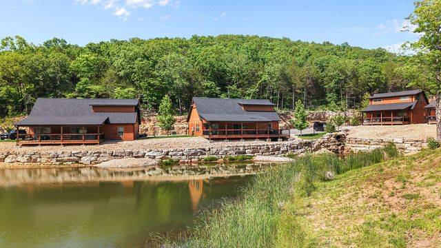 523 Tall Timbers Way, Hollister, MO 65672