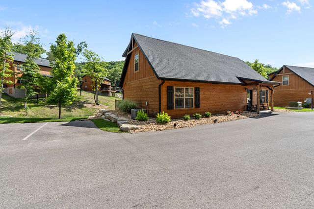 523 Tall Timbers Way, Hollister, MO 65672