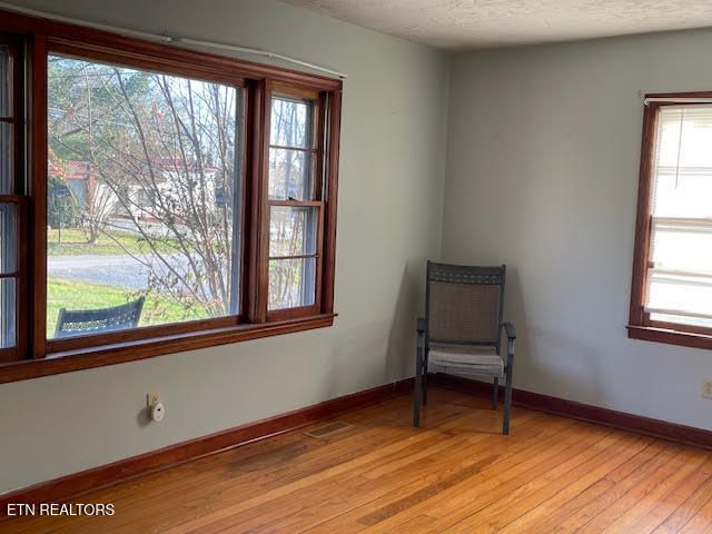 529 Livingston Rd, Bean Station, TN 37708