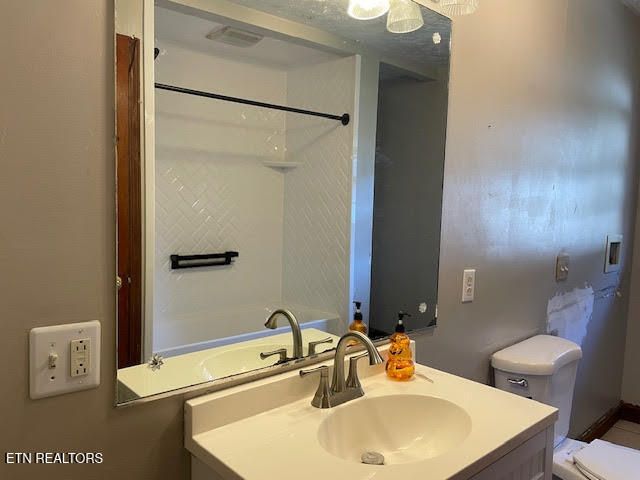 529 Livingston Rd, Bean Station, TN 37708