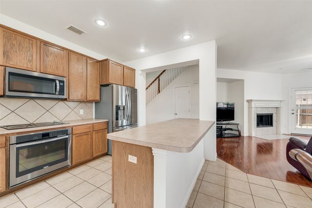 1113 Arbor Gate Drive, Garland, TX 75040