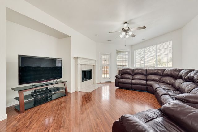 1113 Arbor Gate Drive, Garland, TX 75040