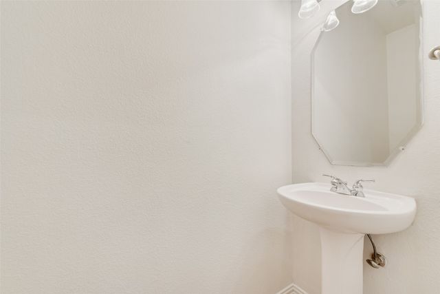 1113 Arbor Gate Drive, Garland, TX 75040