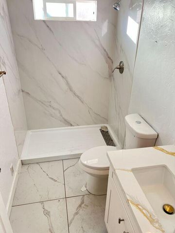 2049 Miller Ave, Modesto, CA 95354