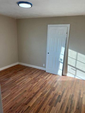 2049 Miller Ave, Modesto, CA 95354