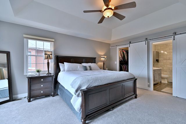 142 W 3rd Street 142, Elmhurst, IL 60126