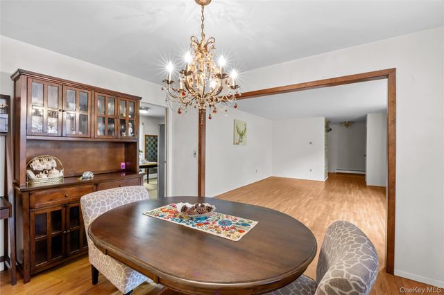 20 Audubon Gate, Miller Place, NY 11764